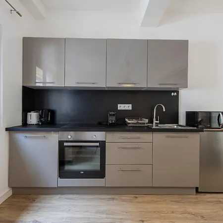 Old Town Charming Separate Bedroom - Ac *