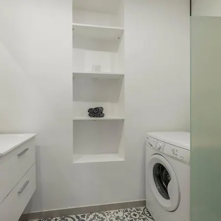 Old Town Charming Separate Bedroom - Ac Daire Nice